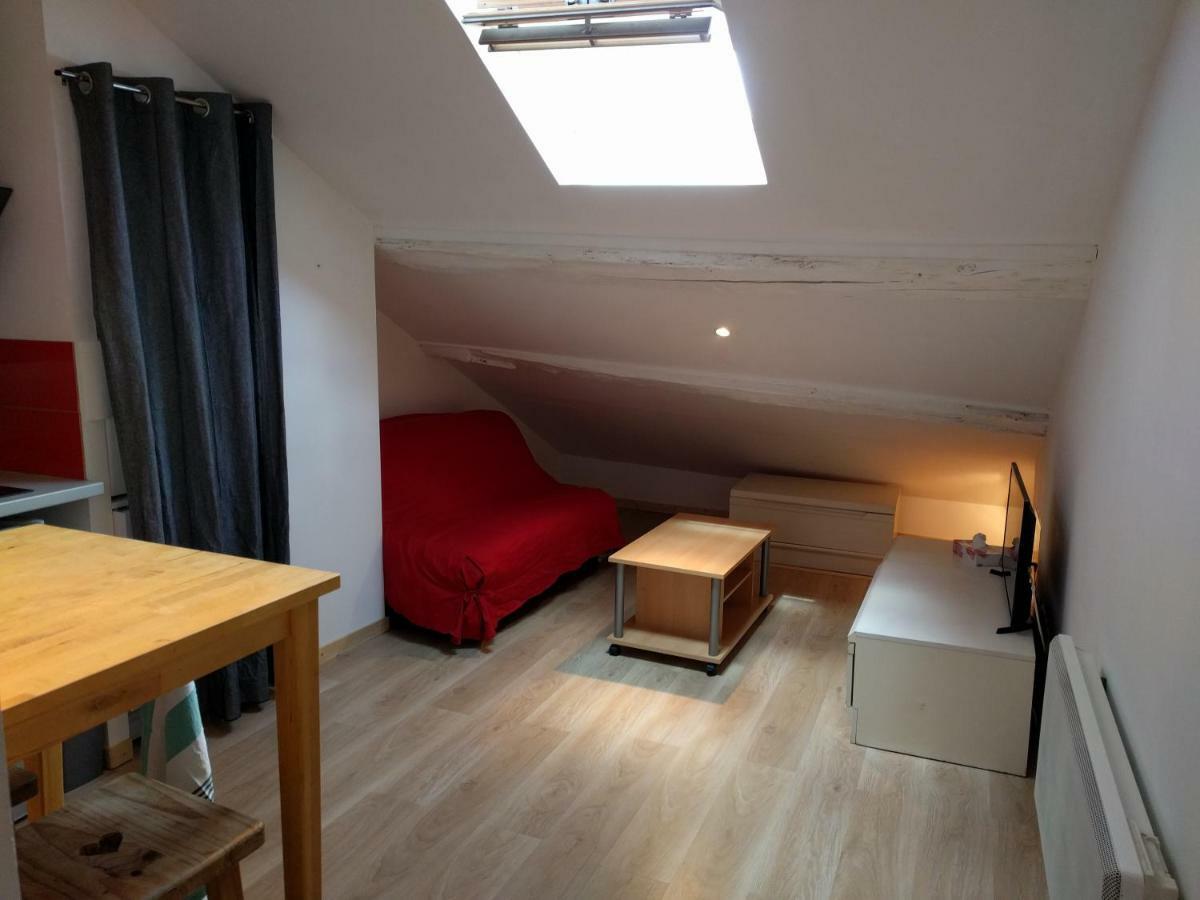 Studio Evian Centre Bagian luar foto